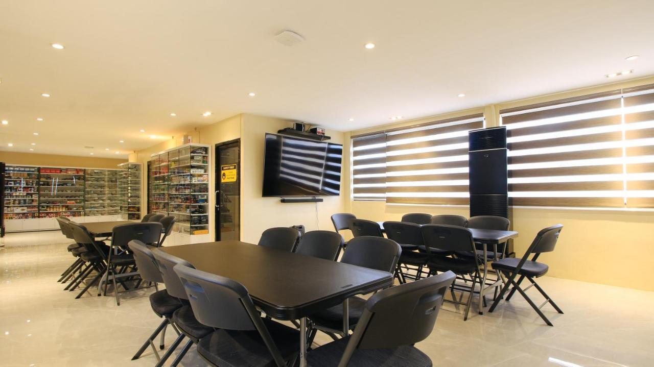 Reddoorz At Hotel Rosemarie Pasay Ngoại thất bức ảnh