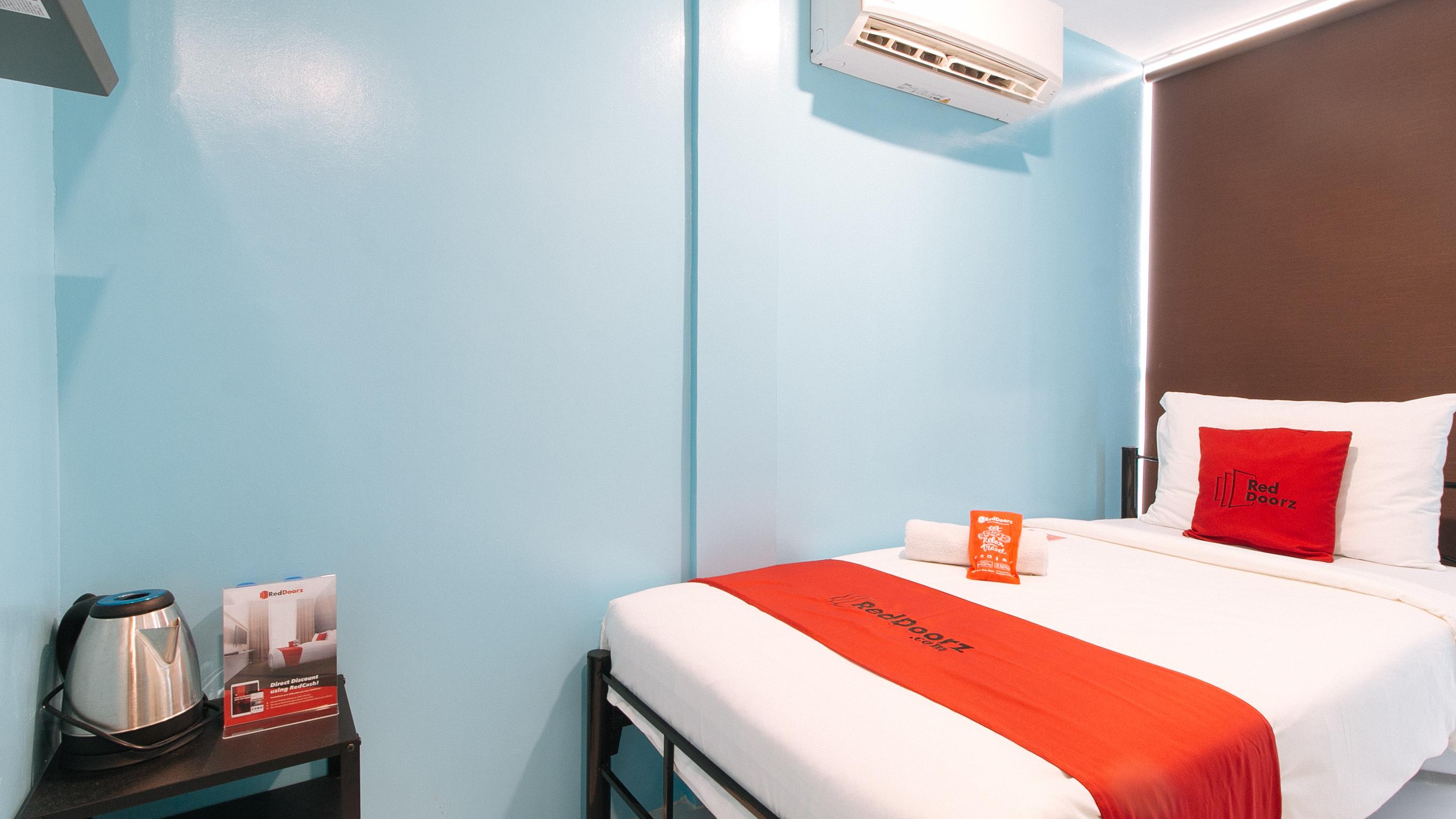 Reddoorz At Hotel Rosemarie Pasay Ngoại thất bức ảnh