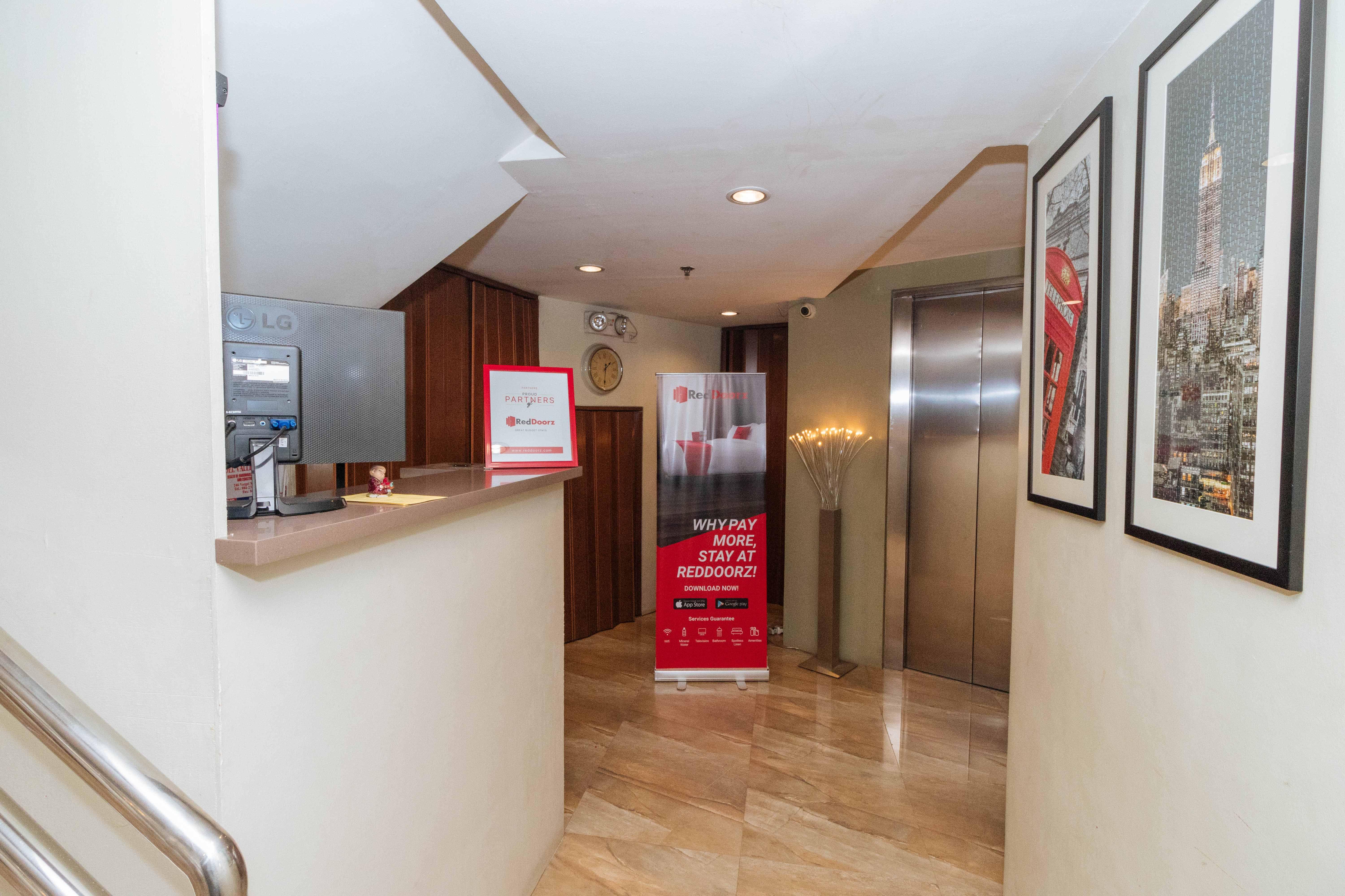 Reddoorz At Hotel Rosemarie Pasay Ngoại thất bức ảnh
