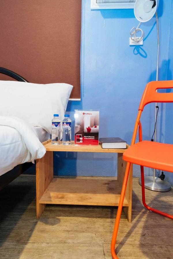 Reddoorz At Hotel Rosemarie Pasay Ngoại thất bức ảnh